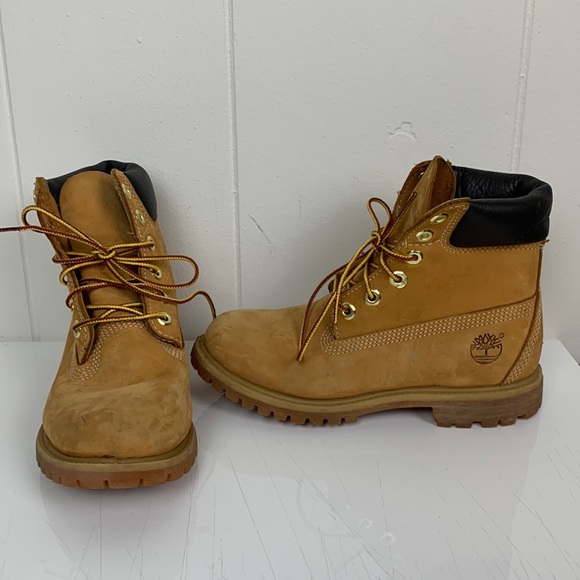 Timberland Boots - Picture 2 of 6